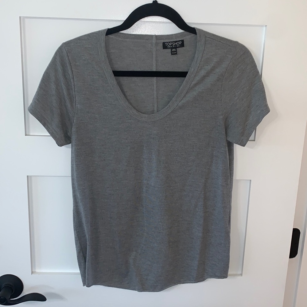 TopShop Gray T Shirt Size 2